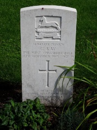 Klagenfurt War Cemetery - Kay, Charles